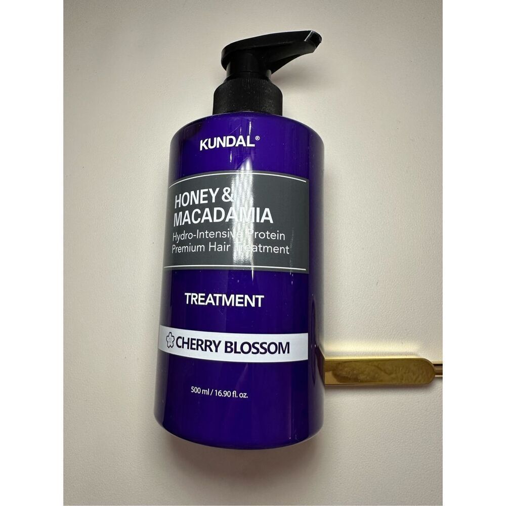 Kundal HONEY & MACADAMIA PROTEIN TREATMENT 500ML - BABY POWDER